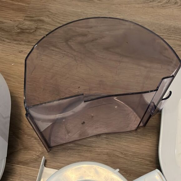 Four Pieces (4) Braun No 1 top juicer MP80 Parts - Picture 5 of 6